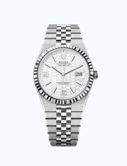 Land-Dweller 40 with an Intense White, Honeycomb- Motif Dial